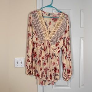 Women’s Long Sleeve Top